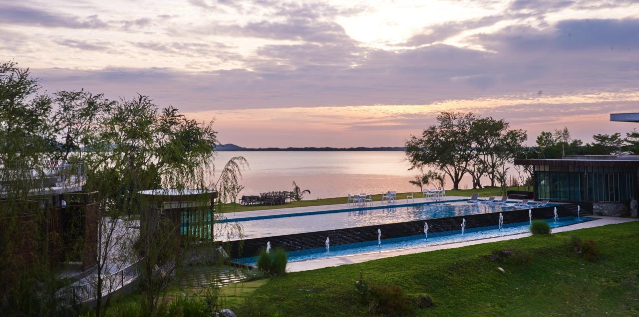 Baan Rim Ao Hotell Chanthaburi Eksteriør bilde