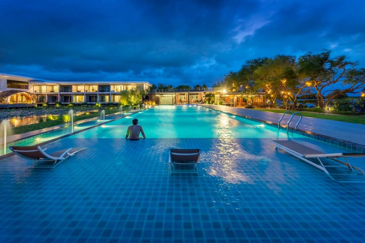 Baan Rim Ao Hotell Chanthaburi Eksteriør bilde