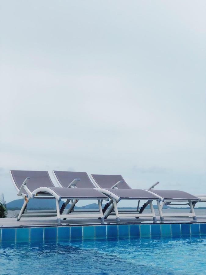 Baan Rim Ao Hotell Chanthaburi Eksteriør bilde